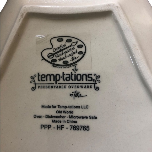 Temp-Tations Old World Red Set Of 2 Owl Replacement Plates Oven/DW Safe 6.5X6 - Picture 2 of 3